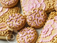 SweetAmbs Baroque Cookies